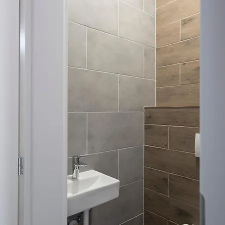 فيلة Aranygesztenye Apartmanhaz قرية بالاتونودفاري