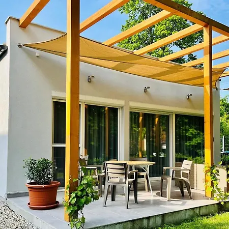 Aranygesztenye Apartmanhaz