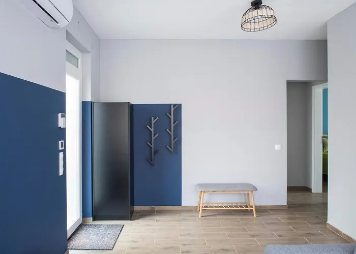 Villa Aranygesztenye Apartmanhaz *